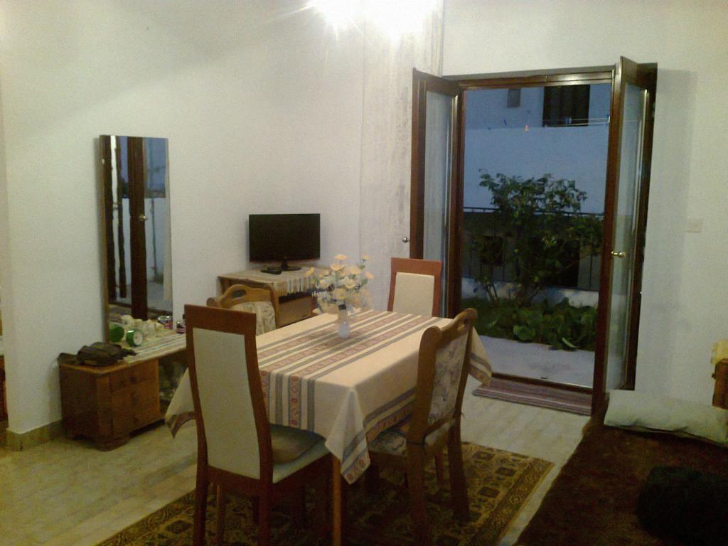 Apartment A1 Dugi Rat Oda fotoğraf